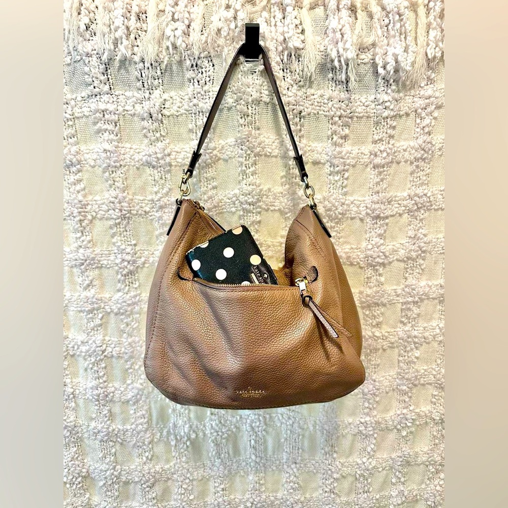 Kate spade shoulder bag classic